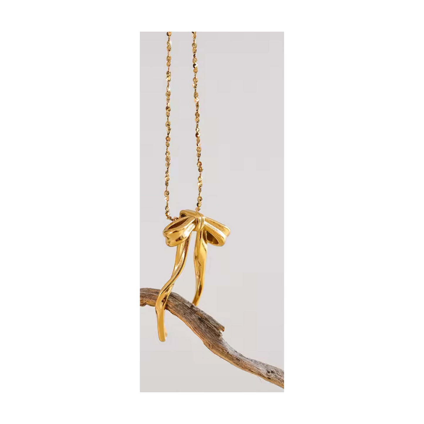 Pretty Bow Necklace