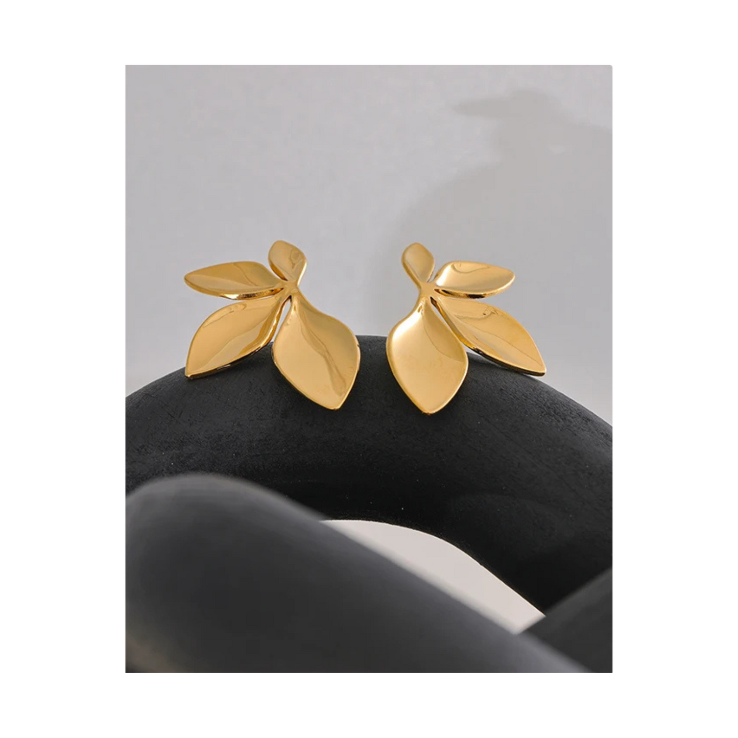 Fanned Out Floral Studs