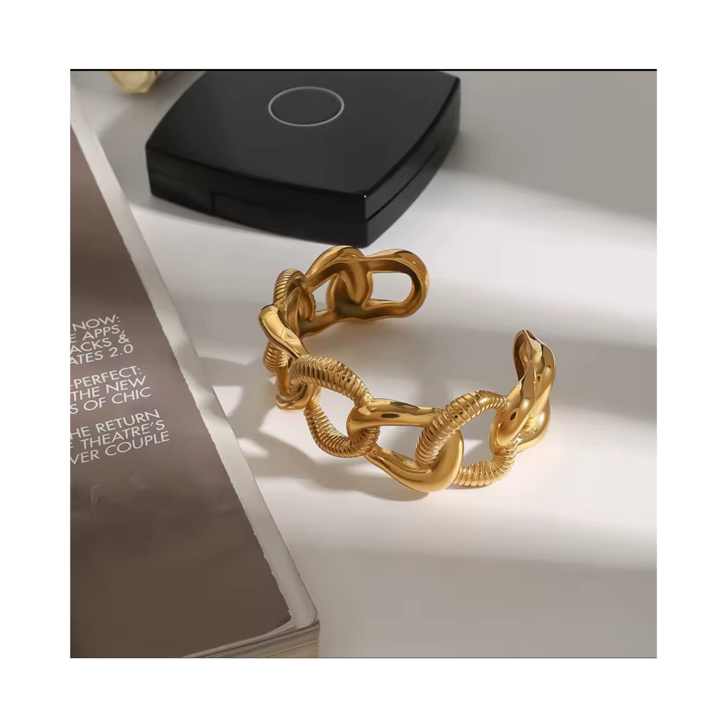 Sculpted Chain Link Cuff