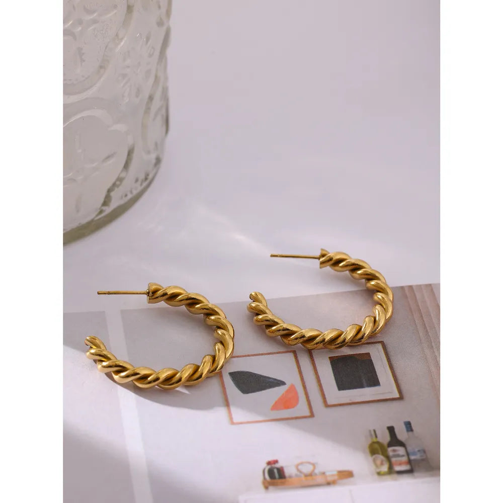 The Classic Twist Hoop Earrings