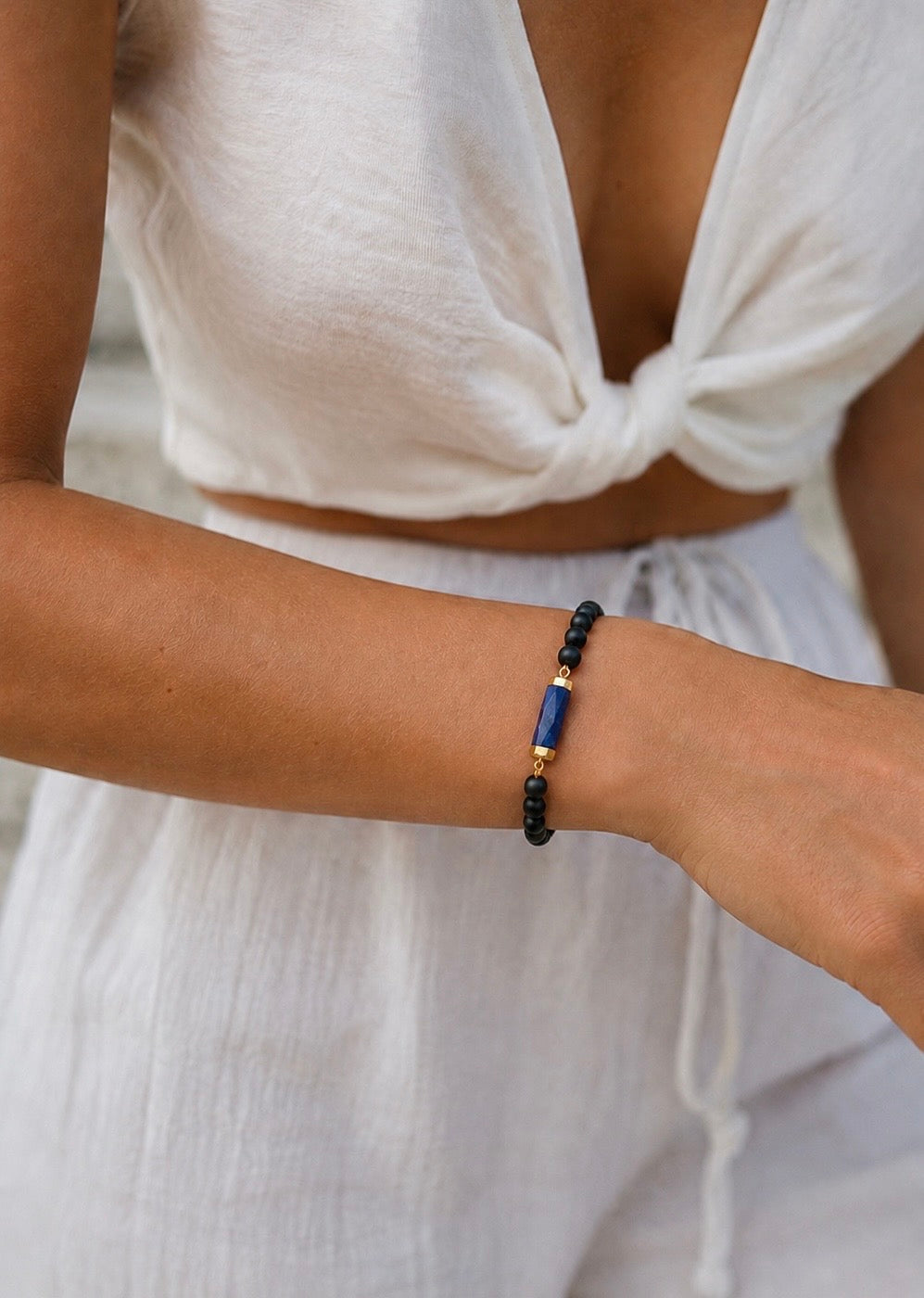 Onyx and Lapis Lazuli Gemstone Bracelet