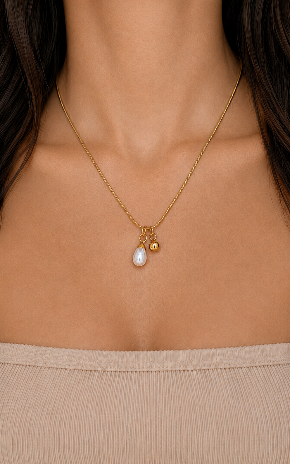 The Pearl Drop Necklace