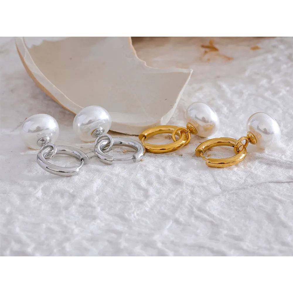 The Perfect Pearl Dangle Earrings