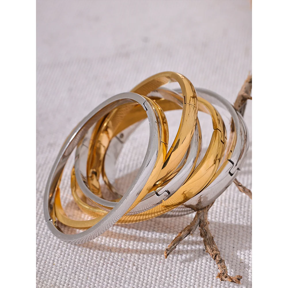 The Everyday Bangle